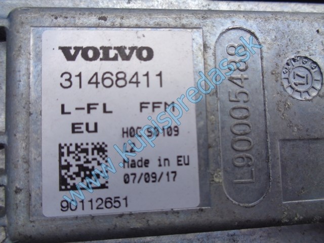 pravý predný xenón na volvo xc90, svetlo